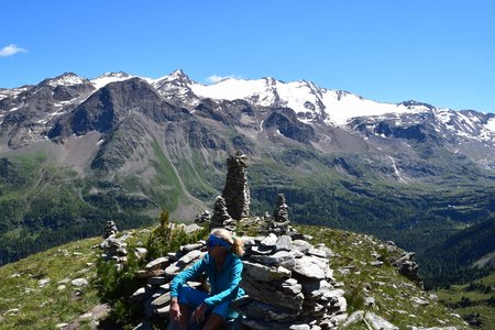 Pederköpfl (2585 m) und Lyfialm von Hintermartell