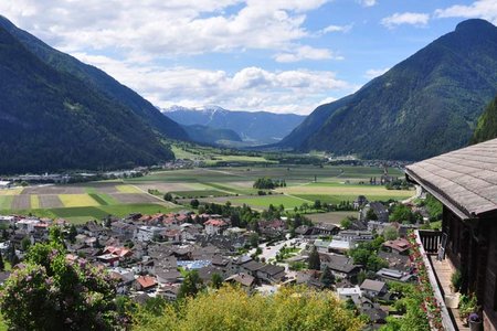 Tauferer Ritterweg mit Franziskusweg