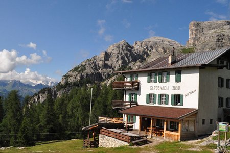 Gardenacia Hütte (2050 m) vom Sessellift Gardenaccia