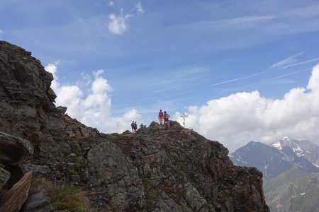Napfspitze (2888 m) vom Neves-Stausee
