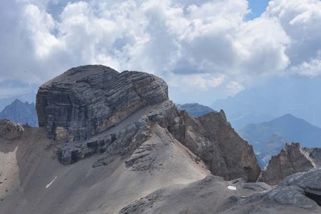 Conturinesspitze (3064 m) von der Lavarellahütte