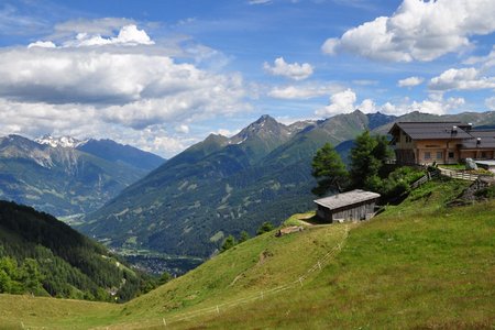 Nilljochhütte (1990 m)vom Parkplatz Budam-Obermauern