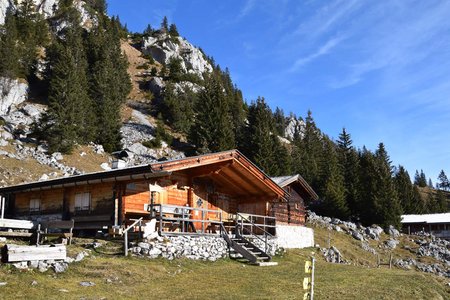 Sonnwendbichlalm (1645 m) von Höllenstein