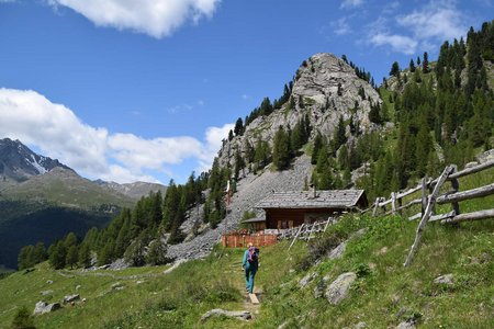 Soyalm (2072 m) vom Gasthof Hölderle