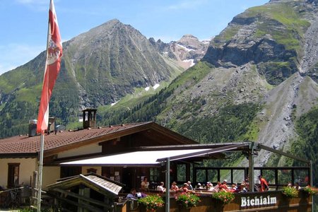 Jausenstation Bichlalm von der Gletscherbahn oder Hintertux