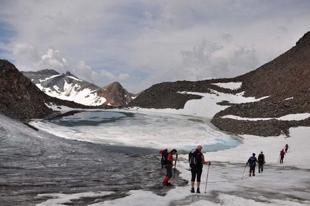 Tag 3: Von der Amberger Hütte über den Wütenkarsattel zur Hochstubaihütte