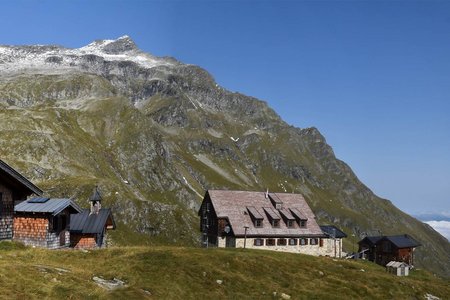 Neue Fürther Hütte (2201 m) aus dem Hollersbachtal