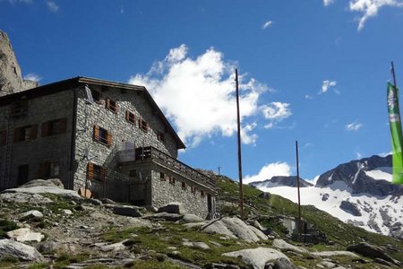 Hochfeilerhütte (2710 m) aus dem Pfitschertal