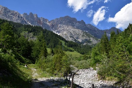 Willi-Schwaiger-Weg Wanderung von Hinterthal