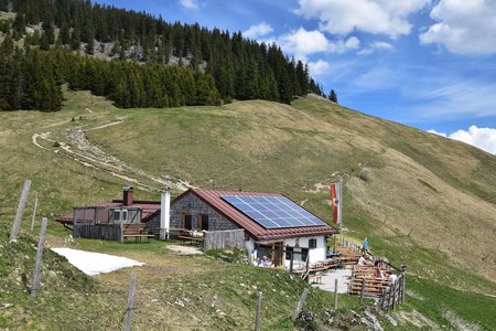 Altkaser Alm (1279 m) von Erl