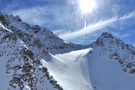 Westlicher Seeblaskogel (3048 m) von der Winnebachseehütte