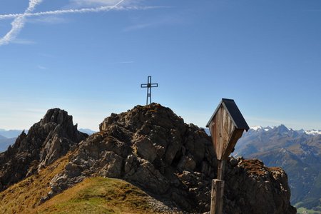 Pfoner Kreuzjöchl und Mislkopf (2640/2623 m) von Navis