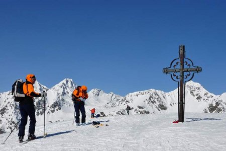 Amjoch - Terner Jöchl ( 2405 m) vom Parkplatz Gelenke