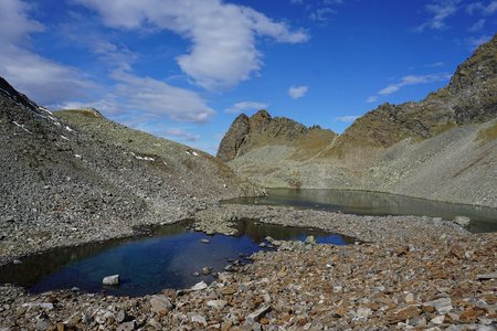 Moalandlsee (2526m) vom Parkplatz Piösmes