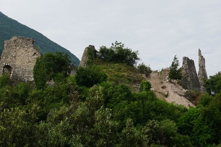 Castel Penede Rundwanderung von Nago