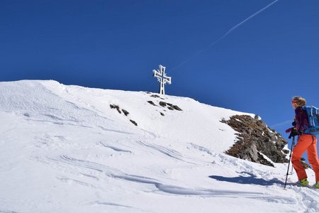 Hohe Kreuzspitze (2743 m) von der Schneeberger Brücke