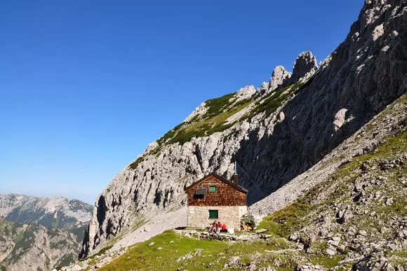 Hüttenwander-Regionen in Tirol: Entdecke den Zauber!