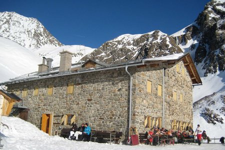 Ambergerhütte (2135 m)– Sulzbichl (2176 m) von Gries