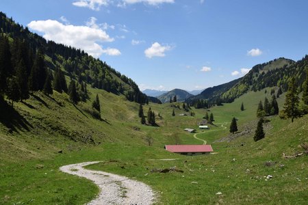 Von Frasdorf um den Spitzstein