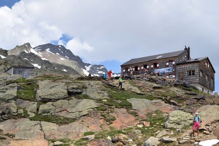 Teplitzer Hütte (2586 m) aus dem Ridnauntal