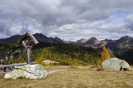 Über das Alte Karl zur Anratterhütte