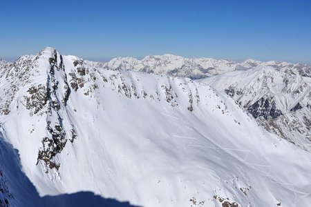 Hochreichkopf (3010 m) von der Schweinfurter Hütte