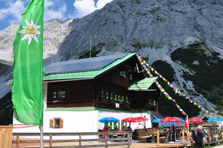 Pfeishütte (1922 m) über die Vintlalm