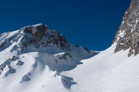 Höllkopf (2194 m) vom Gasthof Arzkasten