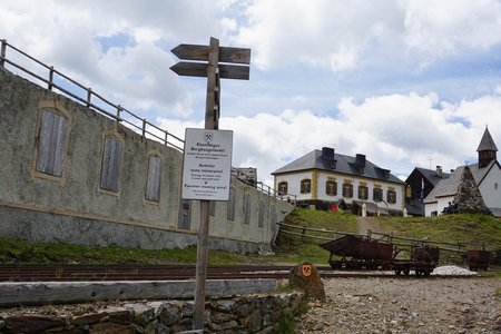 St. Martin am Schneeberg vom Gasthof Schönau