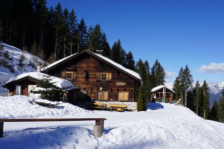 Götzner Alm - Winterwanderweg von der Muttereralmbahn