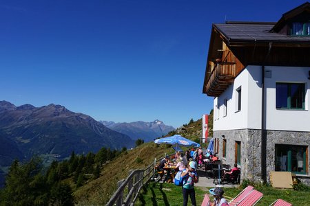 Gogles Alm vom Bahnhof Imst-Pitztal