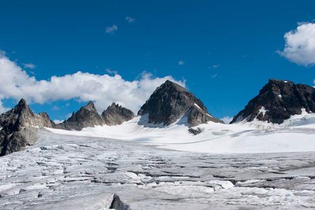 Großer Piz Buin (3312 m) von der Wiesbadener Hütte