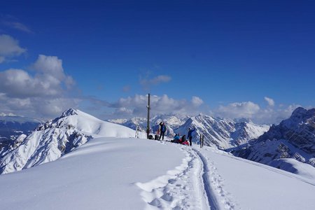 Dreifingerspitze (2479 m) vom Gasthof Bad Bergfall