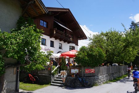 Gasthaus Arzkasten vom Badesee Mieming