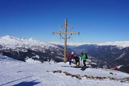 Sattelberg entlang der Piste