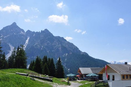 Bergstation Hochserles-Gleinserhöfe-Talstation Serlesbahn