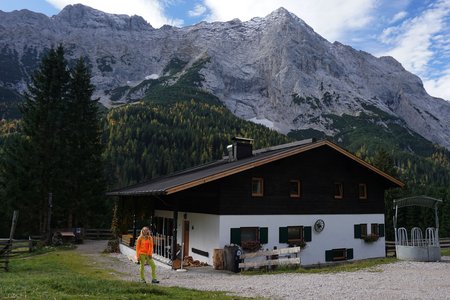 Tillfussalm vom Parkplatz Salzbach