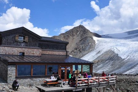 Similaunhütte (3016 m) von Vent