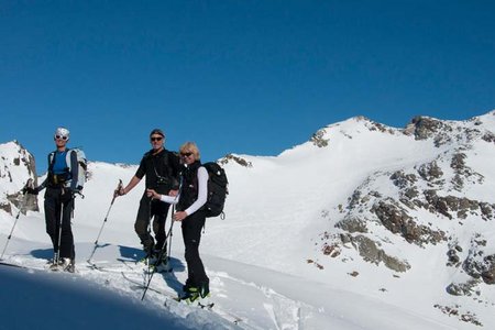 Augstenspitzen (3228 m/3225 m) von der Jamtalhütte