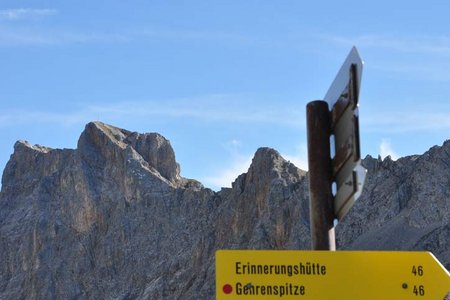 Gehrenspitze (2367 m) von der Wettersteinhütte