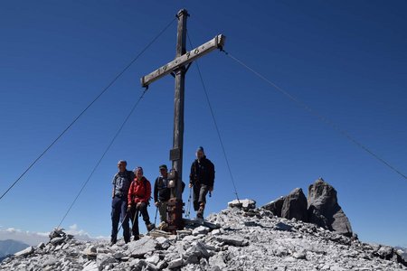 Gschnitzer Tribulaun (2946 m) von der Italienischen Tribulaunhütte