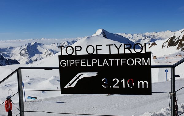 Skilaufen am Stubaier Gletscher