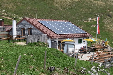 Altkaseralm von Erl über die Schwarzrieshütte