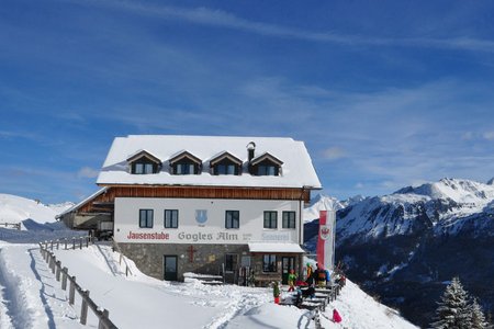 Gogles Alm (2017 m) von der Pillerhöhe