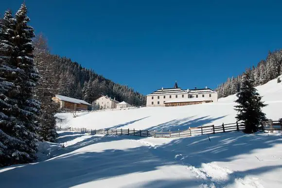 Stubaital, Franz Senn Hütte