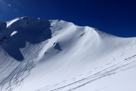 Skitour auf Lizumerhütte mit Gipfel Mölser Sonnenspitze (2496m) und Skispitzl (2450m)