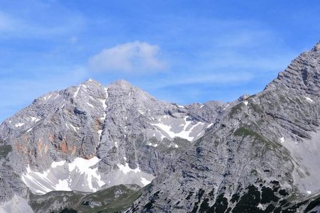 Östliche Praxmarkarspitze (2638 m) von der Pfeishütte