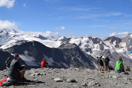 Hintere Schöntaufspitze (3225 m) aus dem Martelltal