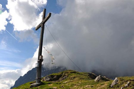Wankspitze (2209 m) vom Gasthof Arzkasten