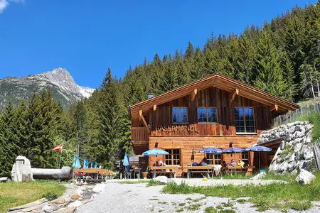 Speckhütte Kasermandl von Elbigenalp